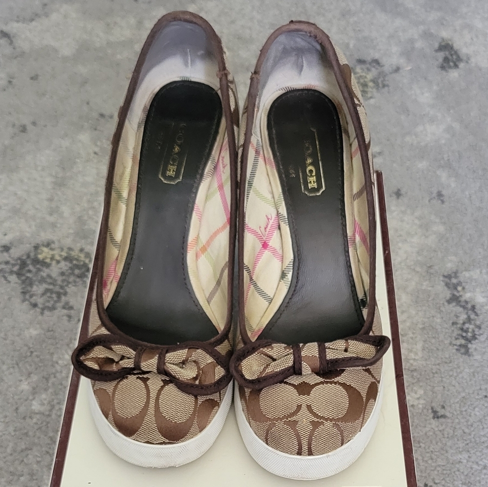 Vintage Coach Sweetie Wedge (Good Condition)